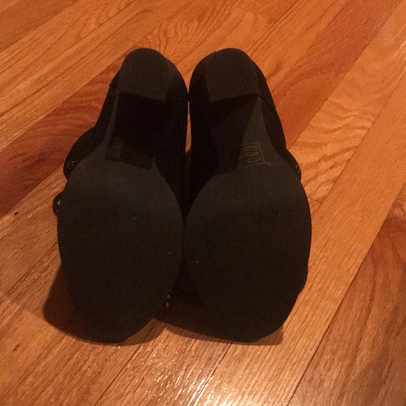 ALDO genuine leather heeled boots - Picture 7 of 7